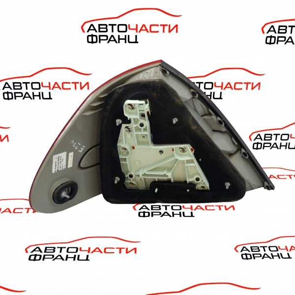 Десен стоп Mercedes E Class W211 2.7 CDI 170 конски сили A2118200464 до 2006г