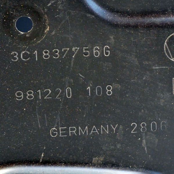 Преден десен електрически стъклоповдигач VW Passat VI 2.0 FSI 3C1837756G