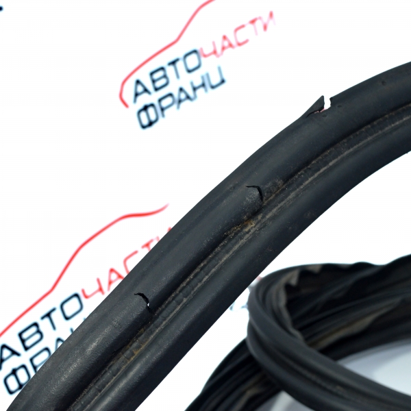 Уплътнение врата багажник SsangYong Kyron 2.7 Xdi 163 конски сили