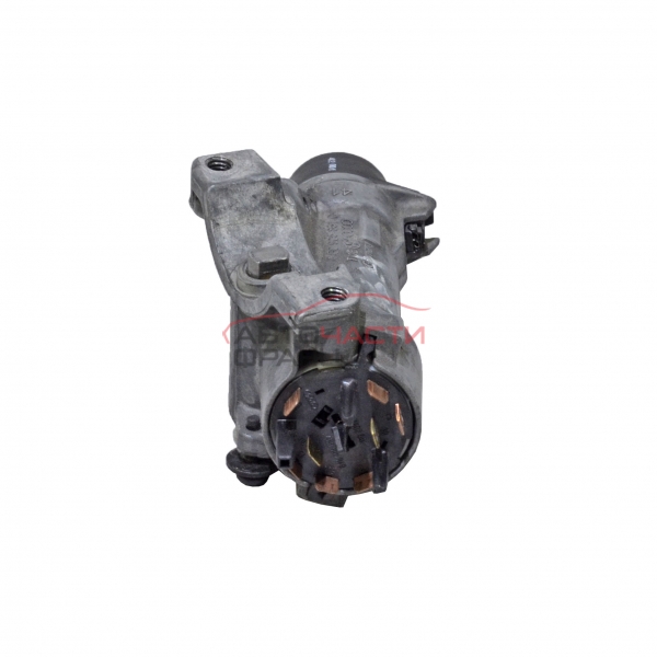 Контактен ключ VW Passat IV 1.9 TDI 115 конски сили 4B0905851C