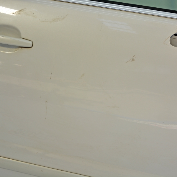 Предна дясна врата Peugeot 5008 1.6 HDI 114 конски сили