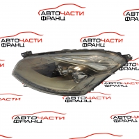 Ляв фар Citroen C4 Picasso 1.6 HDI 109 конски сили     16298300LI