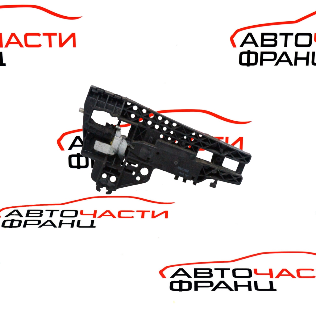 Основа предна лява дръжка Audi A1 1.6 TDI 105 конски сили 8T0837885