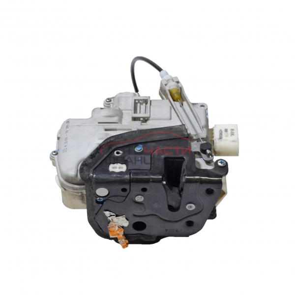 Предна лява брава Audi A4 3.0 TDI 204 конски сили 8E1837015AA 9 пина