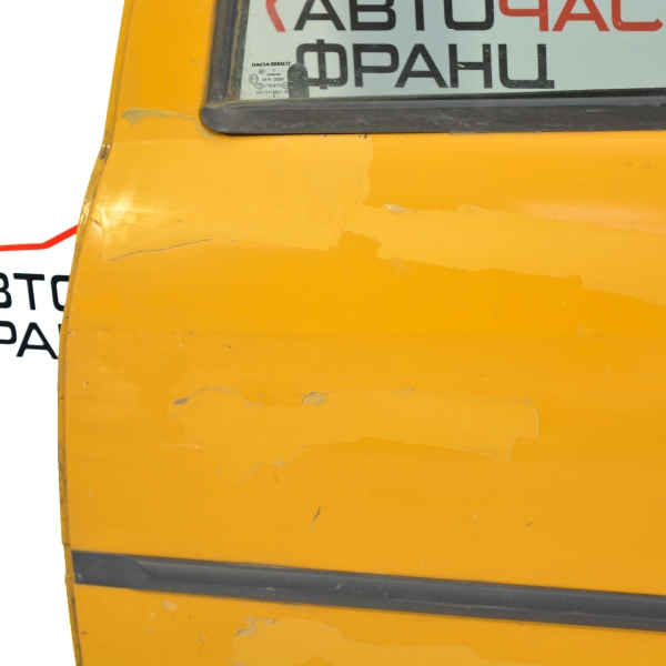 Задна лява врата Dacia Logan 1.6 16V 105 конски сили