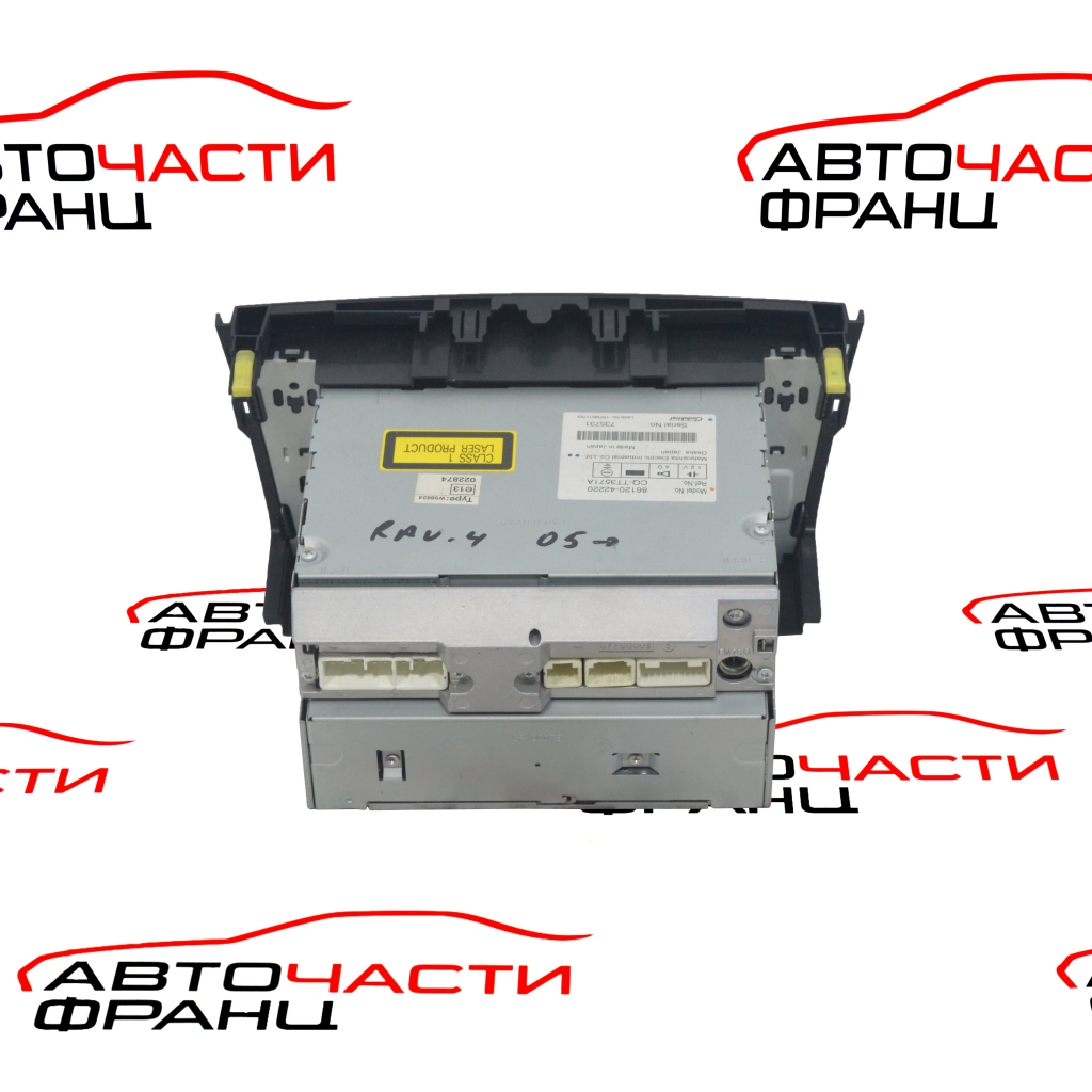 Радио CD Toyota RAV 4 2.2 D-4D 100 киловата 136 конски сили 86120-42220
