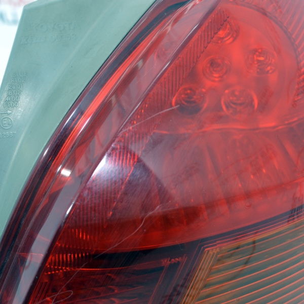 Десен стоп Toyota Yaris 1.3 i 87 конски сили