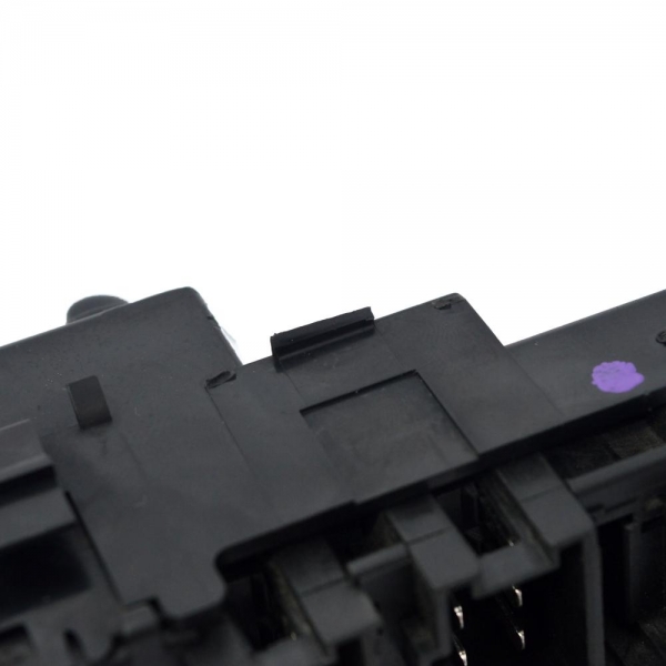 Бутони задна дясна седалка Mercedes S-Class W220 3.2 CDI 2208213258