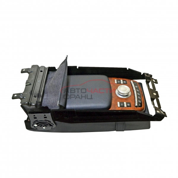 Подлакътник Mercedes S class W221 5.5 i 388 конски сили