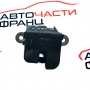 Брава заден капак VW Golf 5 2.0 GTI 200 конски сили 1T0827505F  4 пина