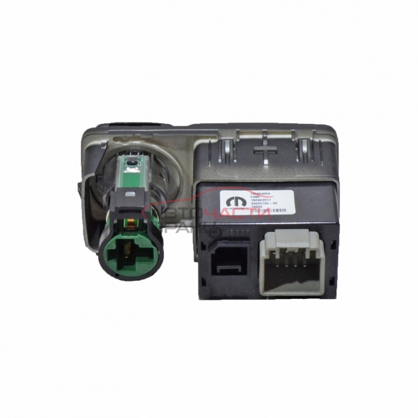 USB AUX порт Jeep Renegade 1.6 CRD 120 конски сили 735604054