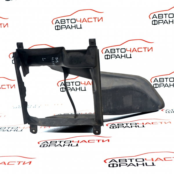 Дифузьор ляв интеркулер Audi A8 4.2 TDI 4H0145333 2010г