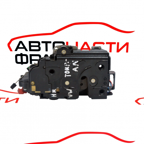 Задна дясна брава VW Touran 2.0 TDI 140 конски сили 7L0839016