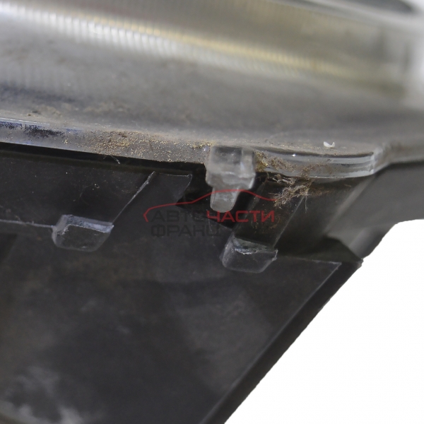 Десен фар VW Polo 1.4 16V 101 конски сили