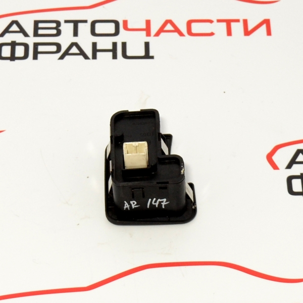 Преден десен бутон стъкло Alfa Romeo 147 1.9 JTD 115 конски сили 735263170