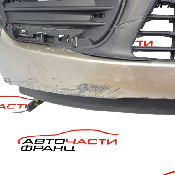 Предна броня Citroen C3 Picasso 1.6 HDI 92 конски сили до 2012 година 9681800777