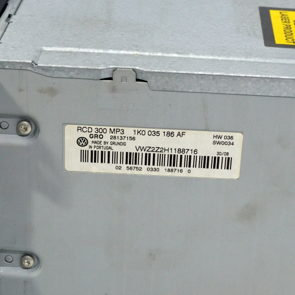 Радио CD VW Golf 5 2.0 TDI 140 конски сили 1K0035186AF