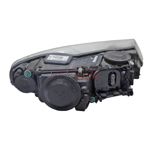 Ляв фар VW Touareg 3.0 TDI 225 конски сили 1ZS009452-13