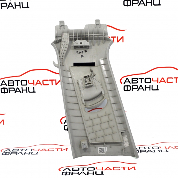 Конзола средна дясна колонка Skoda Rapid 1.6 TDI 5JA867244