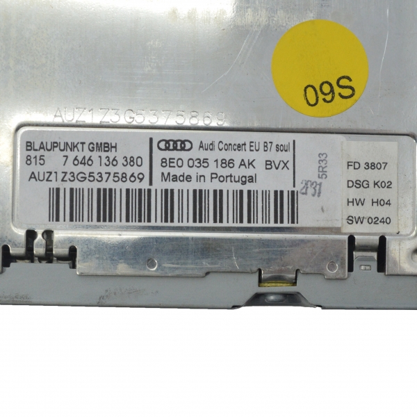 Радио CD Audi A4 2.0 TDI 140 конски сили 8E0035186AK