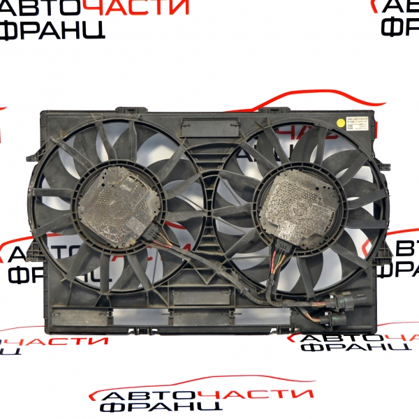 Перка охлаждане воден радиатор Audi A8 3.0 TDI 4H0121003M 2015г