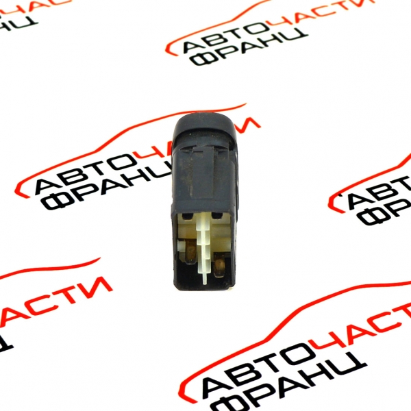 Бутон капачка резеврвоар Mercedes Sprinter 2.2 CDI 0018208601