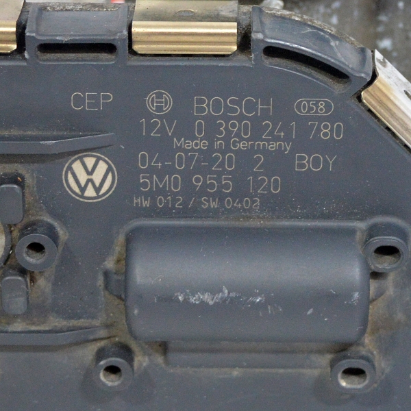 Предно дясно моторче чистачки VW Golf Plus 1.4 16V 80 конски сили 5M0955024C