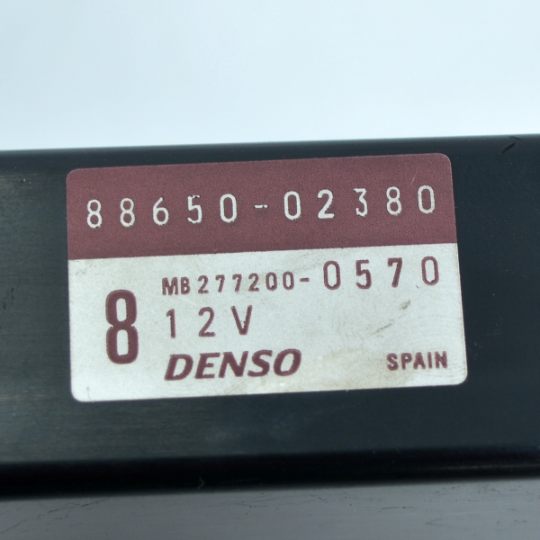 Модул климатик Toyota Corolla 2.0 D-4D 90 конски сили 88650-02380