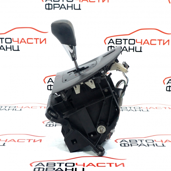 Скоростен лост Toyota Corolla 1.4 D-4D 110 конски сили 89451-52020