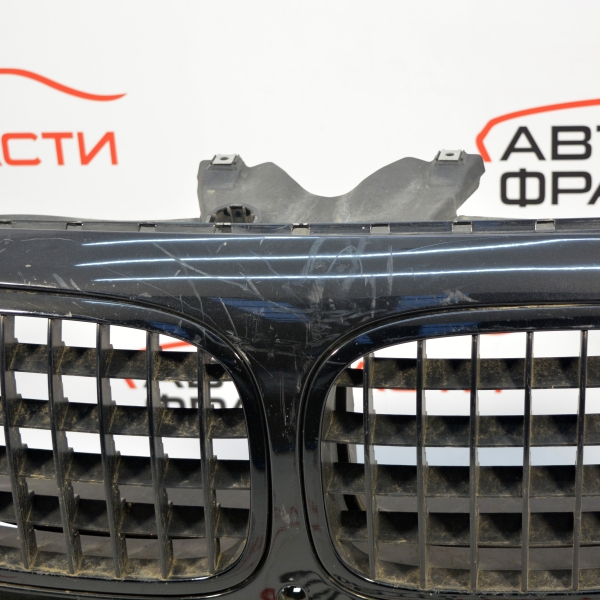 Предна броня BMW F01 750 i 408 конски сили 2008г