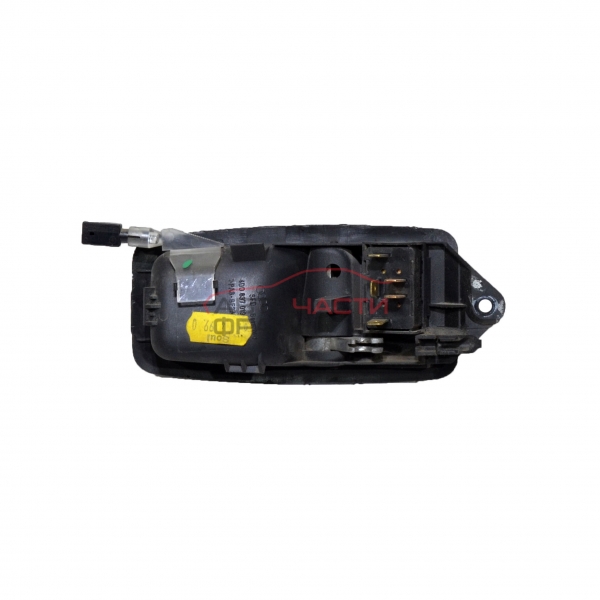 Предна лява дръжка Audi A8 2.5 TDI 150 конски сили 4D0837019G