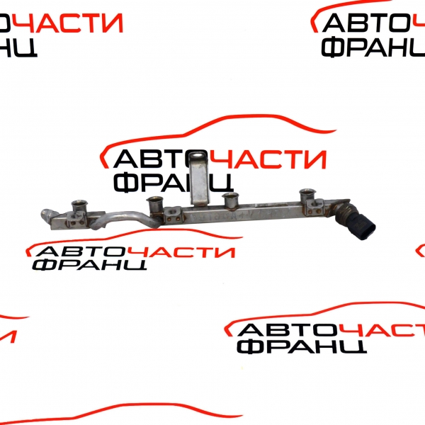 Горивна рейка VW Touran 1.4 TSI 140 конски сили. 03C133317A