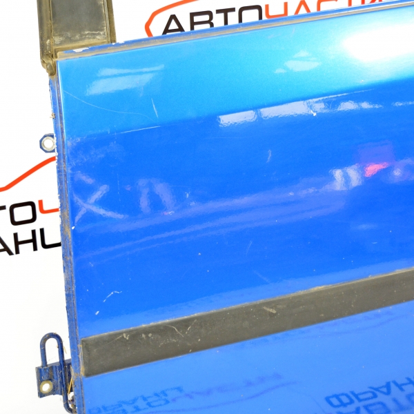 Задна лява врата VW Touran 1.6 FSI 115 конски сили