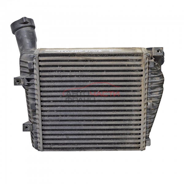 Десен интеркулер VW Touareg 5.0 V10 TDI 313 конски сили 7L0145804A