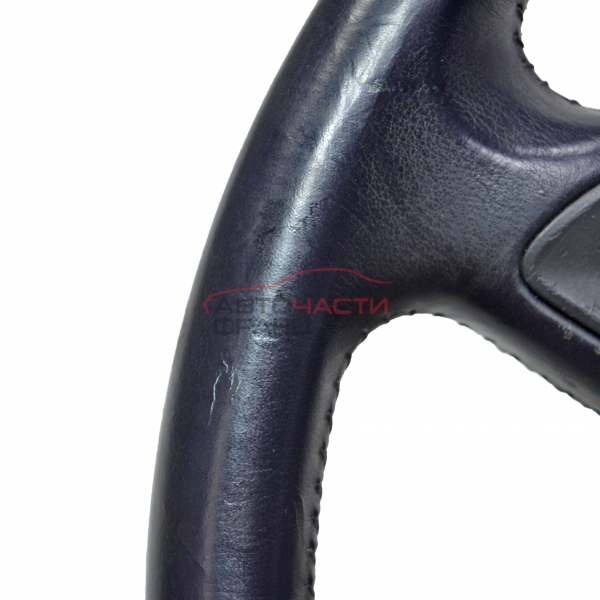 Волан Audi A8 4.2 i 335 конски сили