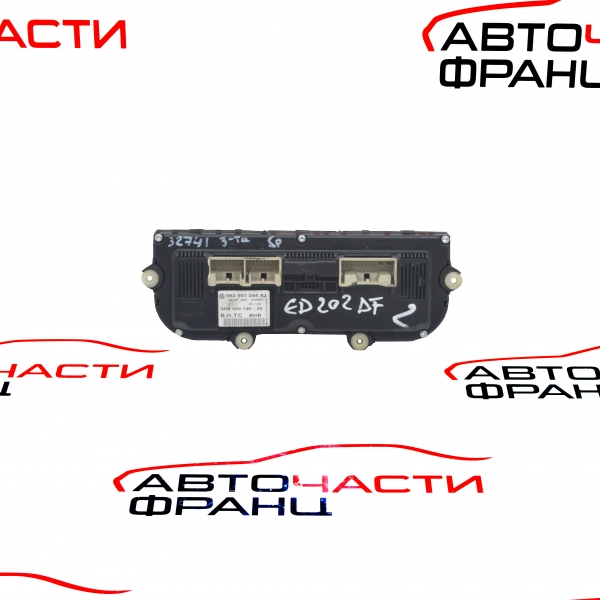 Панел климатик VW Passat CC 2.0 TDI 140 конски сили 5K0907044AJ