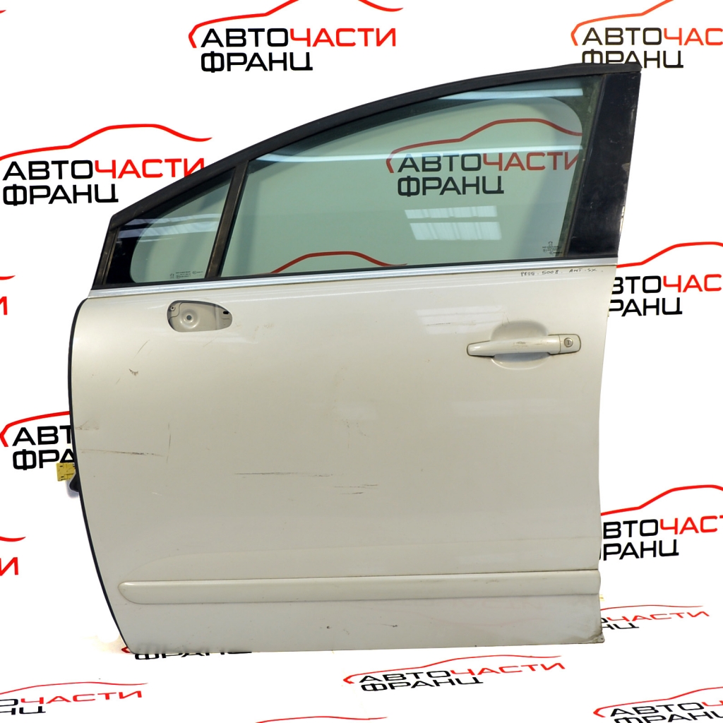 Предна лява врата Peugeot 5008 1.6 HDI 114 конски сили