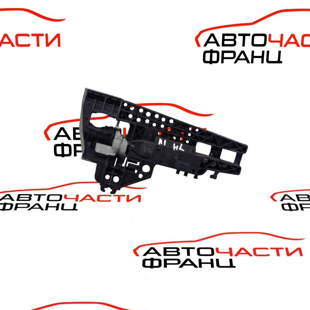 Основа задна лява дръжка Audi A1 1.6 TDI 105 конски сили 8T1837885B