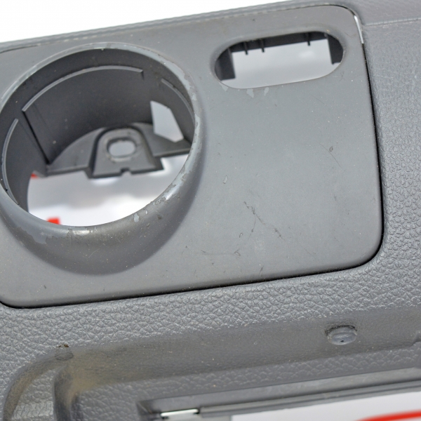 Конзола арматурно табло VW GOLF 2.0 GTI 200 конски сили 1K1858341