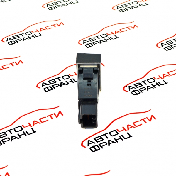 Бутон подгрев стъкло Kia Sorento 2.5 CRDI 864W030003 2004г