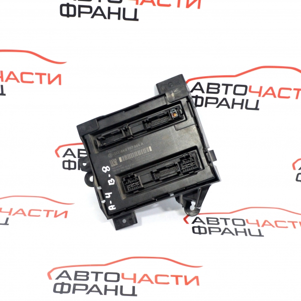 Комфорт модул Audi A4 2.0 TDI 143 конски сили 8K0907064A
