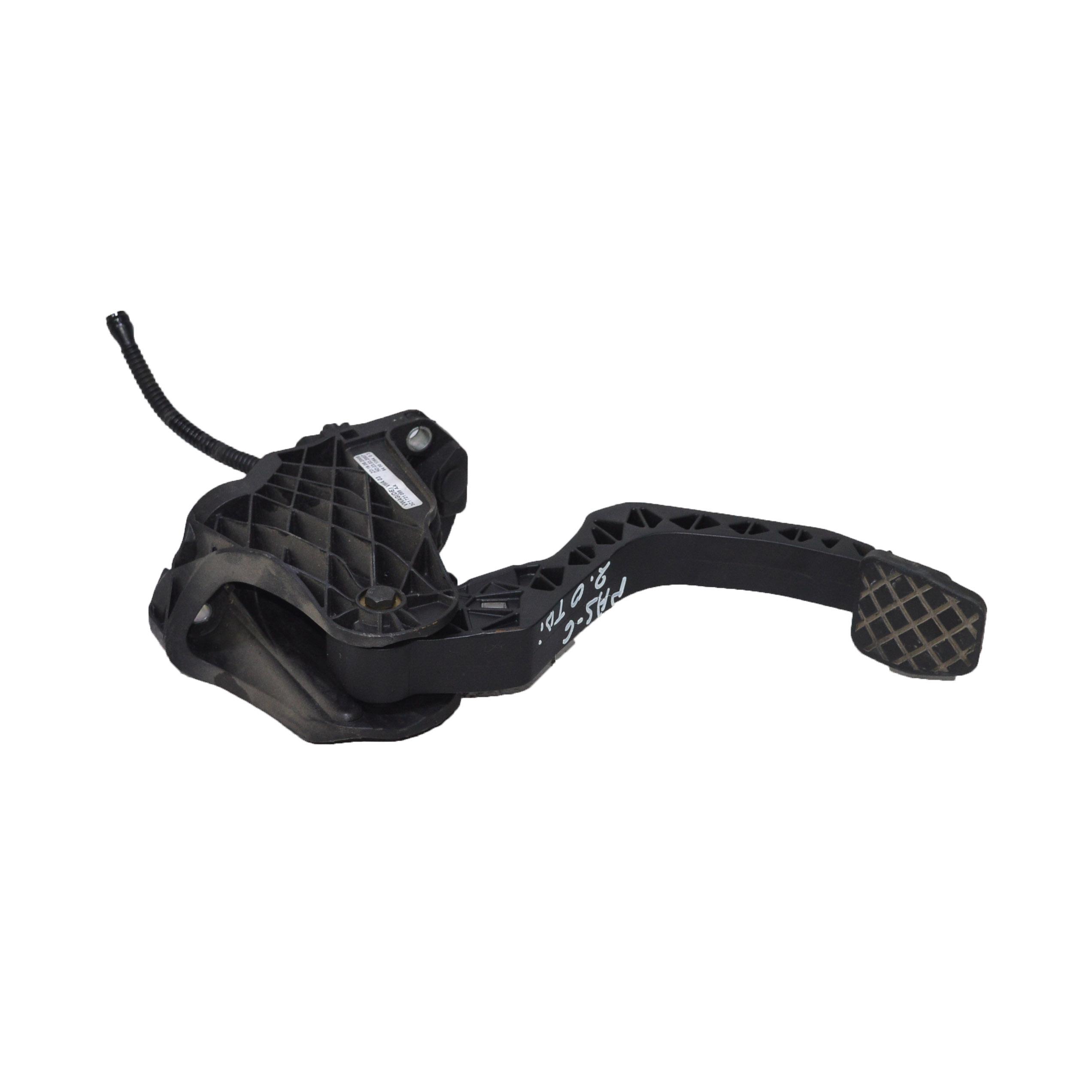 Педал съединител VW Passat VI 2.0 TDI 140 конски сили 3C1721059AA