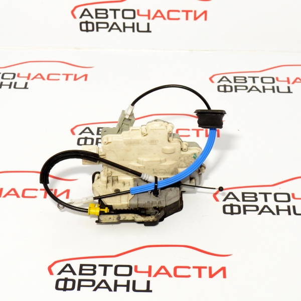 Предна лява брава Audi A4 2.0 TDI 170 конски сили 8J2837015A 8 пина