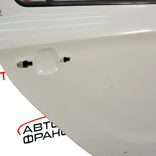 Задна дясна врата Hyundai i20 1.4 i 101 конски сили 2012г
