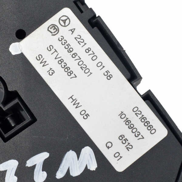 Бутони задна дясна седалка Mercedes S-Class W221 350 i A2218700158