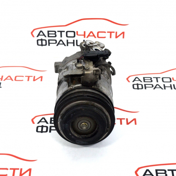 Компресор климатик Mercedes C class W205 450 AMG 367 конски сили A0008303002 6 писти