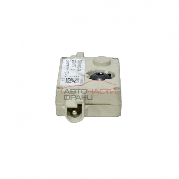 Усилвател антена BMW E92 3.0D 286 конски сили 6990090-04