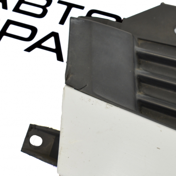 Решетка предна броня Renault Master 2.5 DCI 8200426365 след 2003