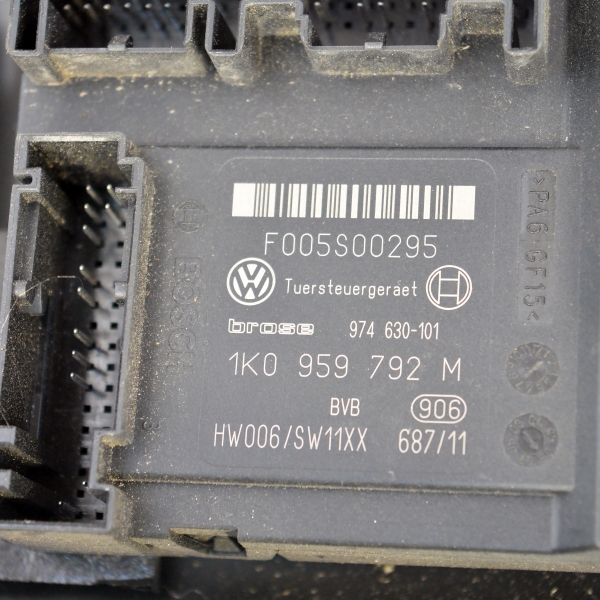 Преден десен електрически стъклоповдигач VW Passat VI 2.0 FSI 3C1837756G