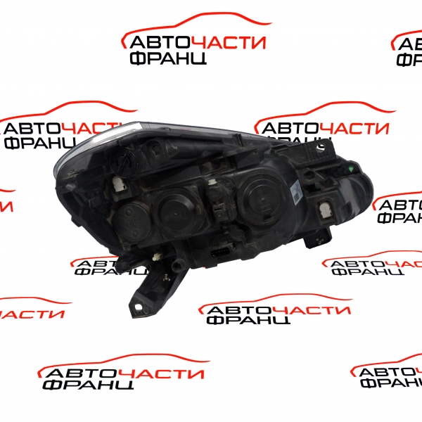 Ляв фар Renault Clio 1.4 16V 98 конски сили след 2009